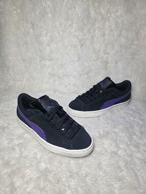 Puma x Batman Catwoman Suede Sneakers Women's Size 6 Black Purple